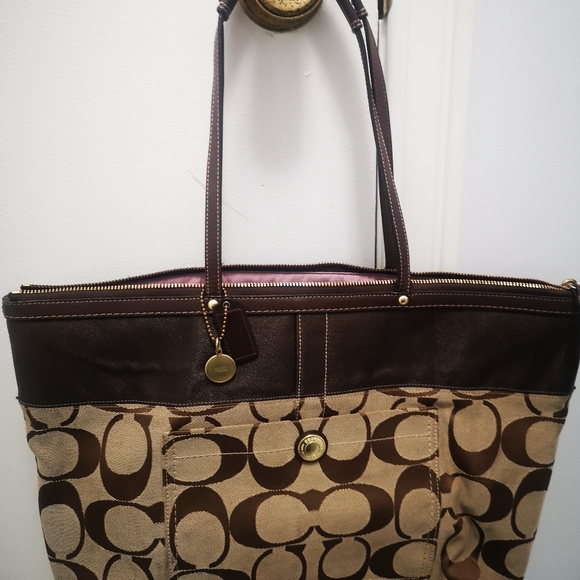 Coach Purse Authentic - Picture 6 of 6